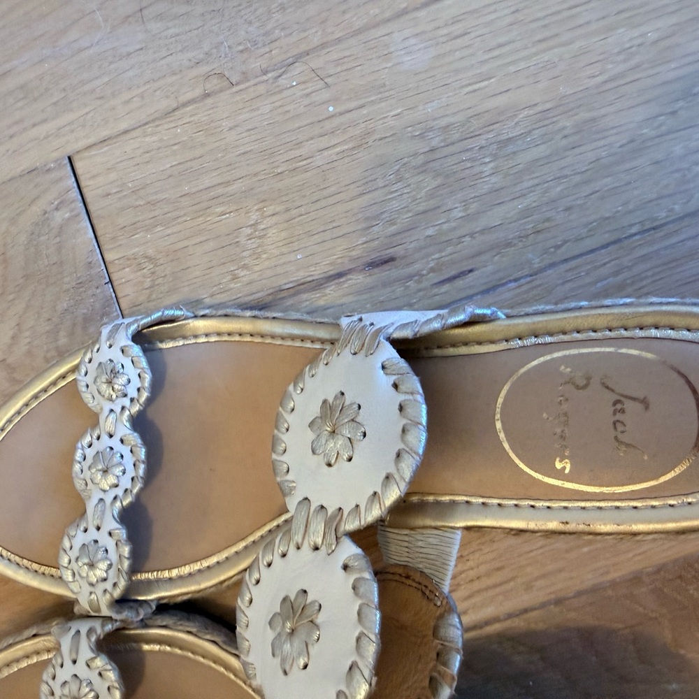 Jack Rogers Women's Cream and Gold Shelby Sandals - Picture 6 of 12